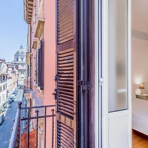 https://bbhome-monti-cavour.it-romehotels.com